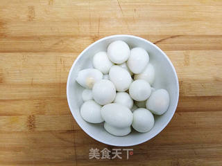 鹌鹑蛋烧排骨的做法步骤:3