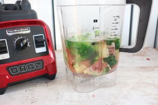 西蓝花土豆培根浓汤的做法步骤：10