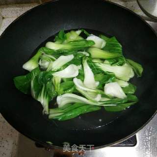 蘑菇拌油菜的做法步骤:3