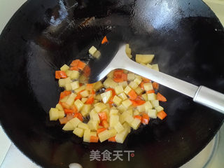 小猪咖喱猪柳饭的做法步骤:3