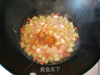 维尼熊咖喱海鲜饭的做法步骤:10