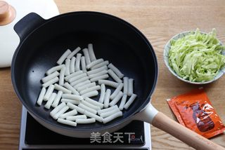 新派炒年糕的做法步骤:4