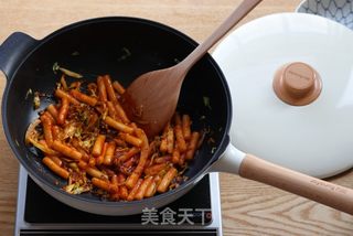 新派炒年糕的做法步骤:7