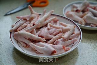 虎皮凤爪的做法步骤:2