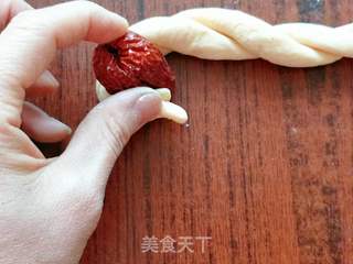 早日发财花样馒头的做法步骤:5