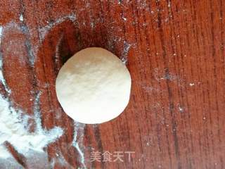 聚宝盆花样馒头的做法步骤:2
