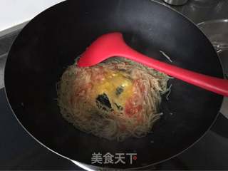 番茄蛋黄面条（6~12个月宝宝辅食）的做法步骤：9