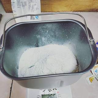 小脚丫面包的做法步骤:2