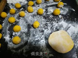 手工金元宝饺子的做法步骤:4