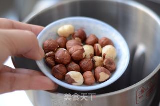榛子杏仁豆浆的做法步骤:3