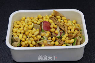 萝卜干黄豆小菜的做法步骤:3