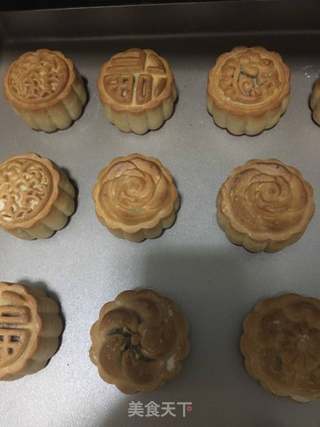 蛋黄月饼的做法步骤:13