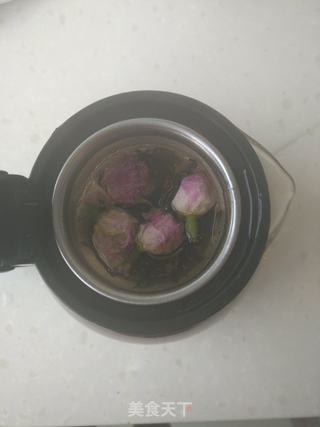 玫瑰红茶奶盖的做法步骤：2