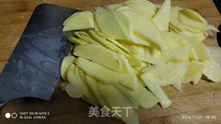 一锅土豆饭的做法步骤:2