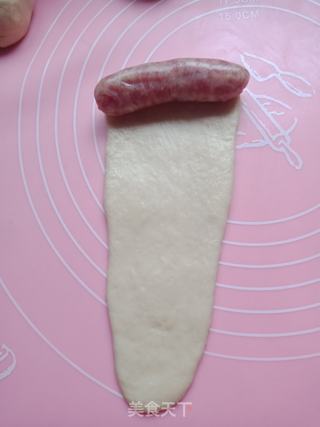 美味的香肠面包的做法步骤:4