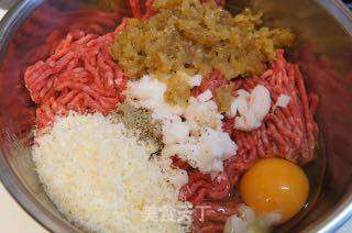 汉堡肉饼的做法步骤:2