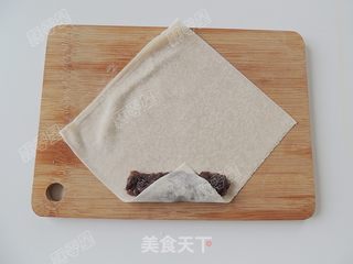 空炸豆沙春卷的做法步骤:3