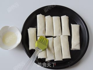 空炸豆沙春卷的做法步骤:10