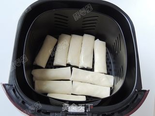 空炸豆沙春卷的做法步骤:11