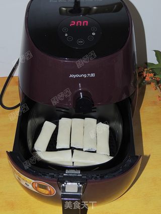空炸豆沙春卷的做法步骤:12
