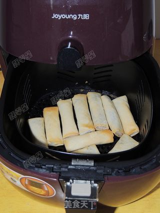 空炸豆沙春卷的做法步骤:13