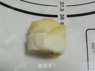 玫瑰苹果卷的做法步骤:12