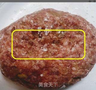 汉堡肉饼的做法步骤：4