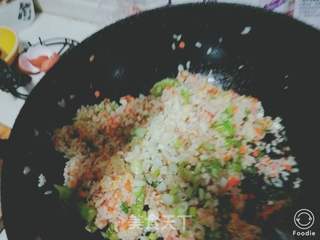 妈妈的好味道—炒饭的做法步骤:7
