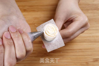 韩式裱花蛋糕的做法步骤:4