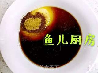 《一根腊肉的前世今生》,跟着鱼儿大厨学做广式腊肉的做法步骤:3