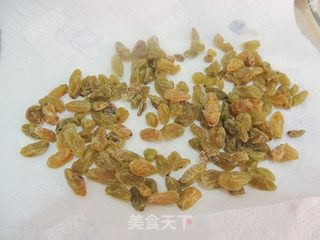 葡萄干小餐包的做法步骤：8