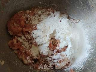 黑椒脆皮肠的做法步骤:4