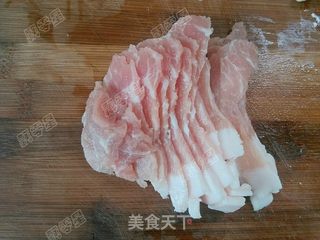 花菜肉片炖腐竹的做法步骤:3