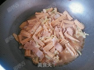 花菜肉片炖腐竹的做法步骤:14