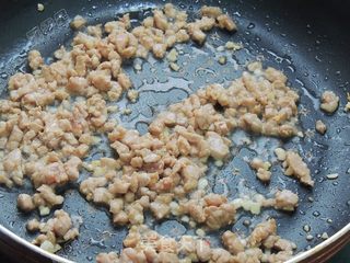 蒜香肉末烤茄子的做法步骤:10