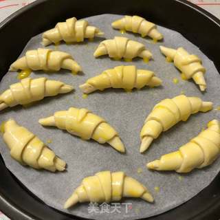 迷你牛角面包的做法步骤:8