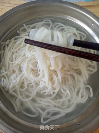 #鱼露凉面的做法图解3
