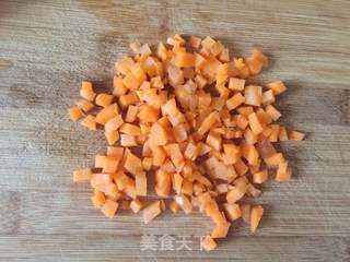 营养炒饭的做法步骤:2