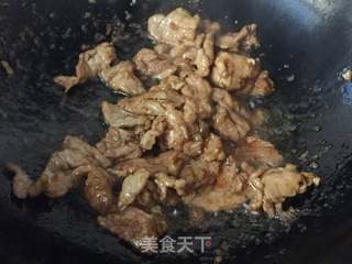 #胡萝卜西兰花炒肉片的做法图解7