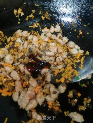 香肠香菇烧麦的做法步骤:11