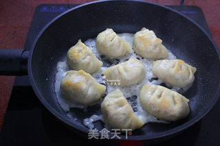 #年夜饭饺子，冰花煎饺的做法图解8