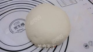 芝麻红糖三角包的做法步骤:8