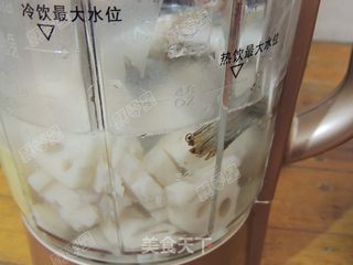 莲藕鲫鱼汤的做法步骤:9