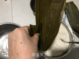 红豆粽子的做法步骤:2