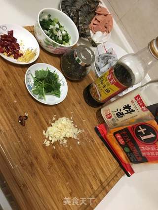 麻辣海鲜锅的做法步骤:7