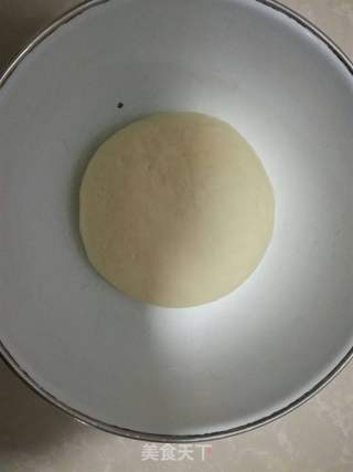 油酥鸡蛋饼的做法步骤:2