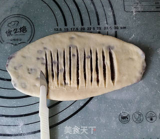 豆沙花面包的做法步骤:11