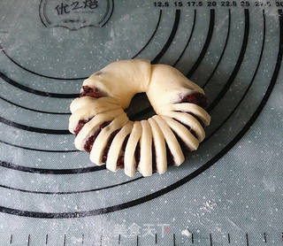 豆沙花面包的做法步骤:13