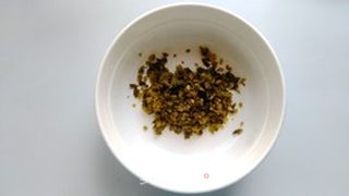 雪菜黄鱼面的做法步骤:9