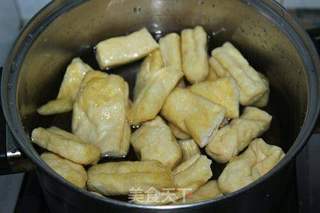 菌菇彩蔬丸子汤的做法步骤：3